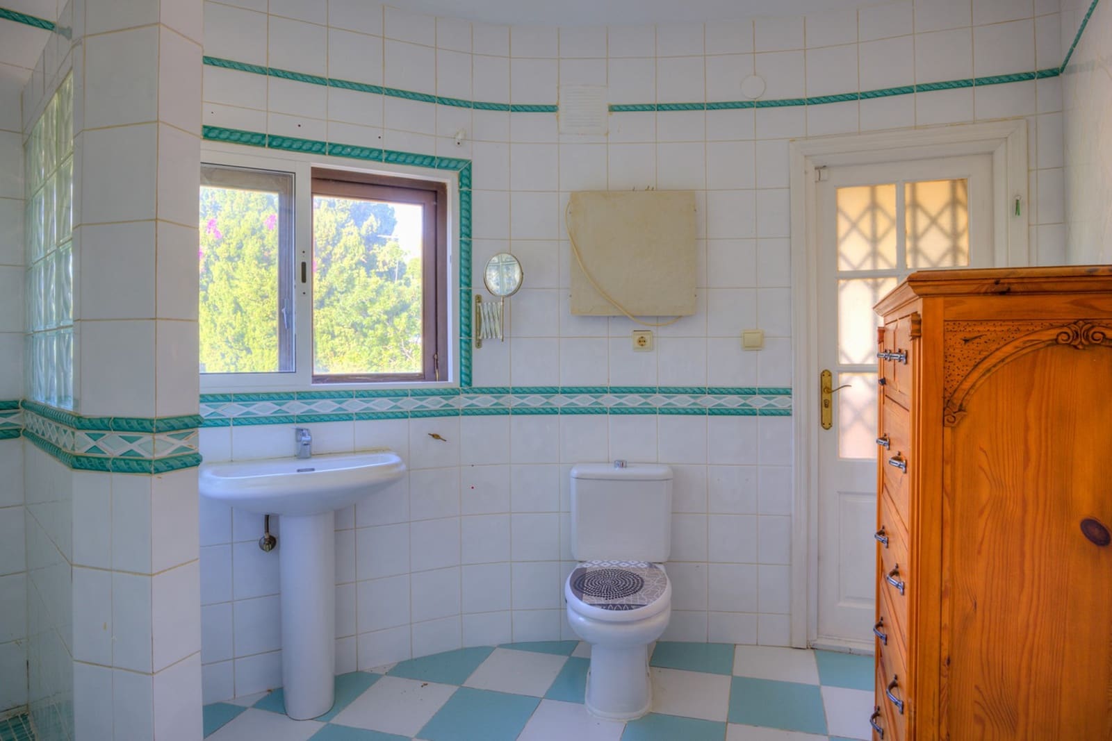 5 quarto Moradia para venda em Benissa com piscina - 670 000 € (Ref: 9563849)