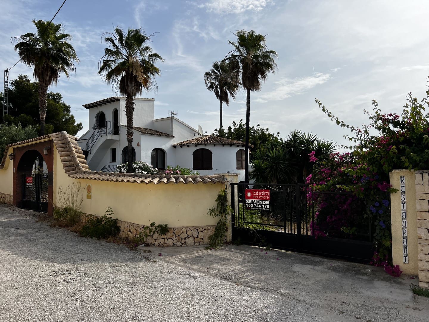 5 soveværelse Villa til salg i Benissa med swimmingpool - € 685.000 (Ref: 9563850)