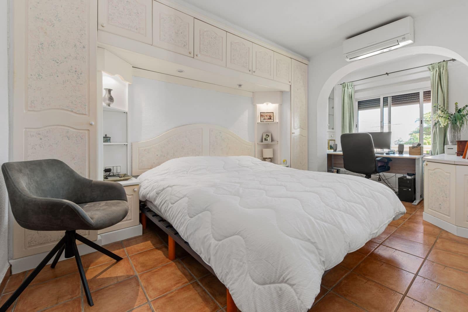 4 slaapkamer Villa te koop in Moraira met zwembad garage - € 650.000 (Ref: 9563857)