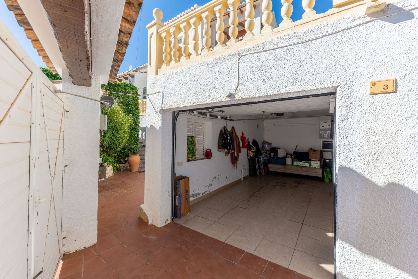 4 slaapkamer Villa te koop in Moraira met zwembad garage - € 650.000 (Ref: 9563857)