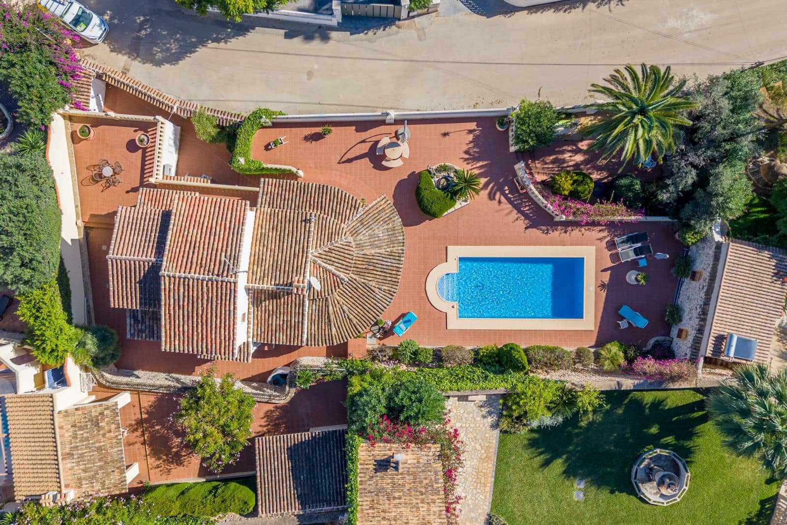 4 slaapkamer Villa te koop in Moraira met zwembad garage - € 650.000 (Ref: 9563857)