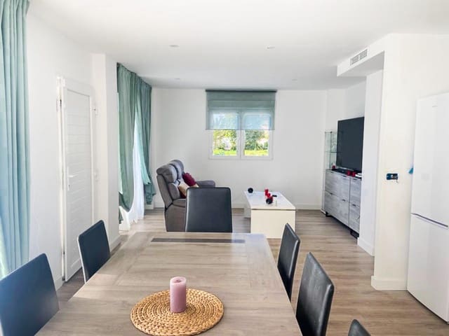 4 soveværelse Villa til salg i La Nucia med swimmingpool - € 586.000 (Ref: 9563867)