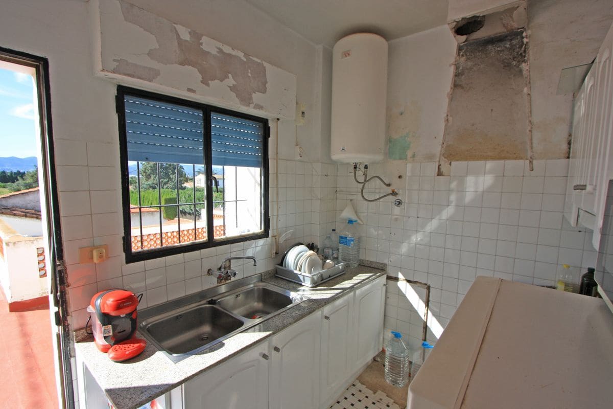 9 camera da letto Villa in vendita in Denia con piscina garage - 585.000 € (Rif: 9563878)