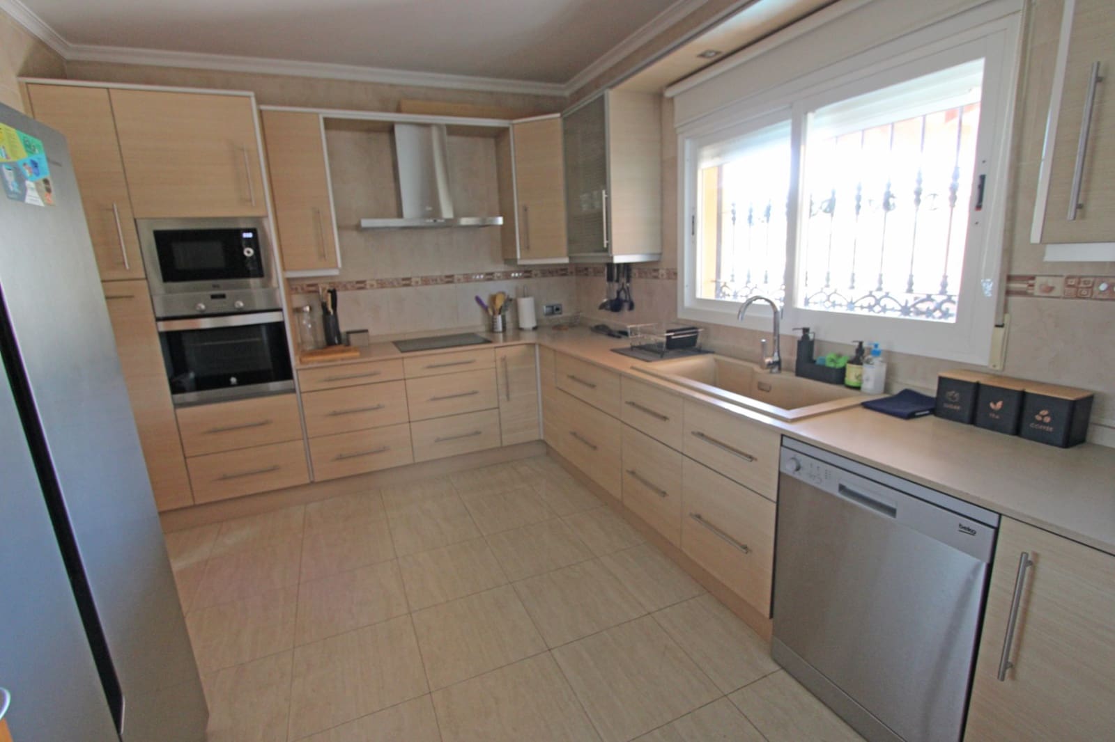 5 Zimmer Villa zu verkaufen in Orba mit Pool - 499.000 € (Ref: 9563882)