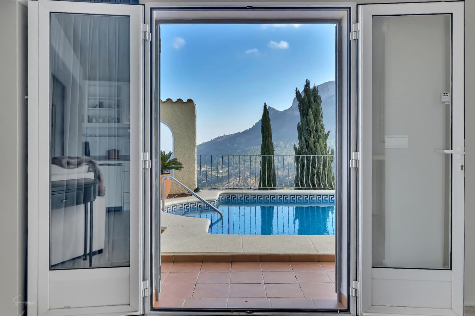 5 Zimmer Villa zu verkaufen in Denia mit Pool Garage - 699.000 € (Ref: 9572198)