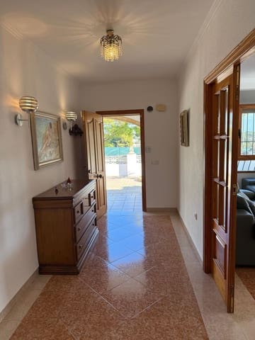 3 makuuhuone Huvila myytävänä paikassa Calpe / Calp - 850 000 € (Ref: 9581302)