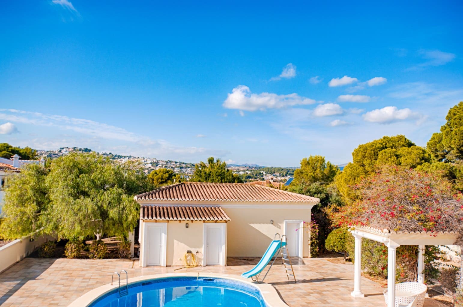 5 slaapkamer Villa te koop in Moraira met zwembad - € 1.990.000 (Ref: 9581303)