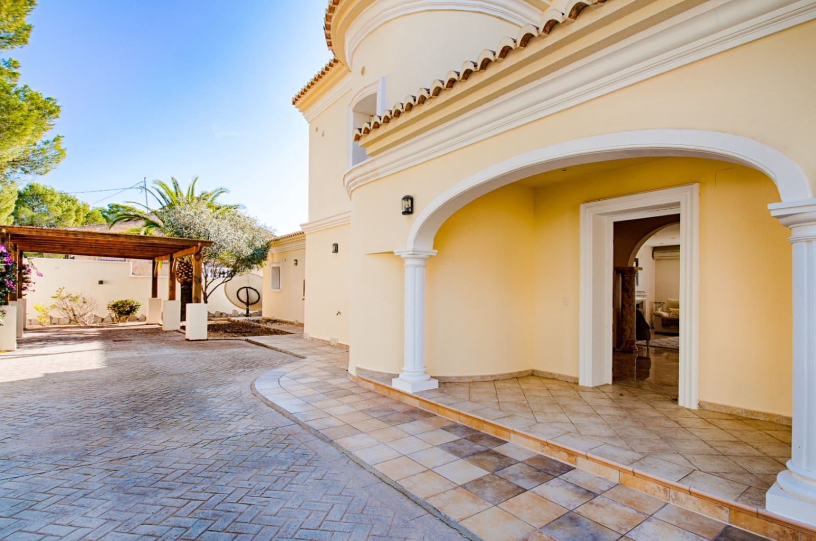 5 slaapkamer Villa te koop in Moraira met zwembad - € 1.990.000 (Ref: 9581303)