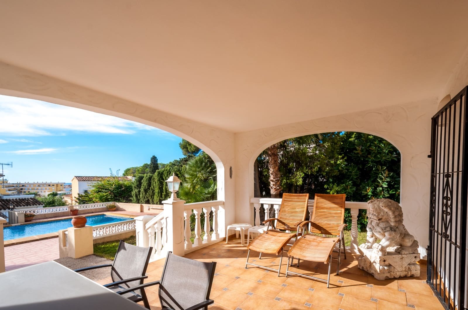 Chalet de 3 habitaciones en Moraira en venta con piscina - 1.795.000 € (Ref: 9581308)