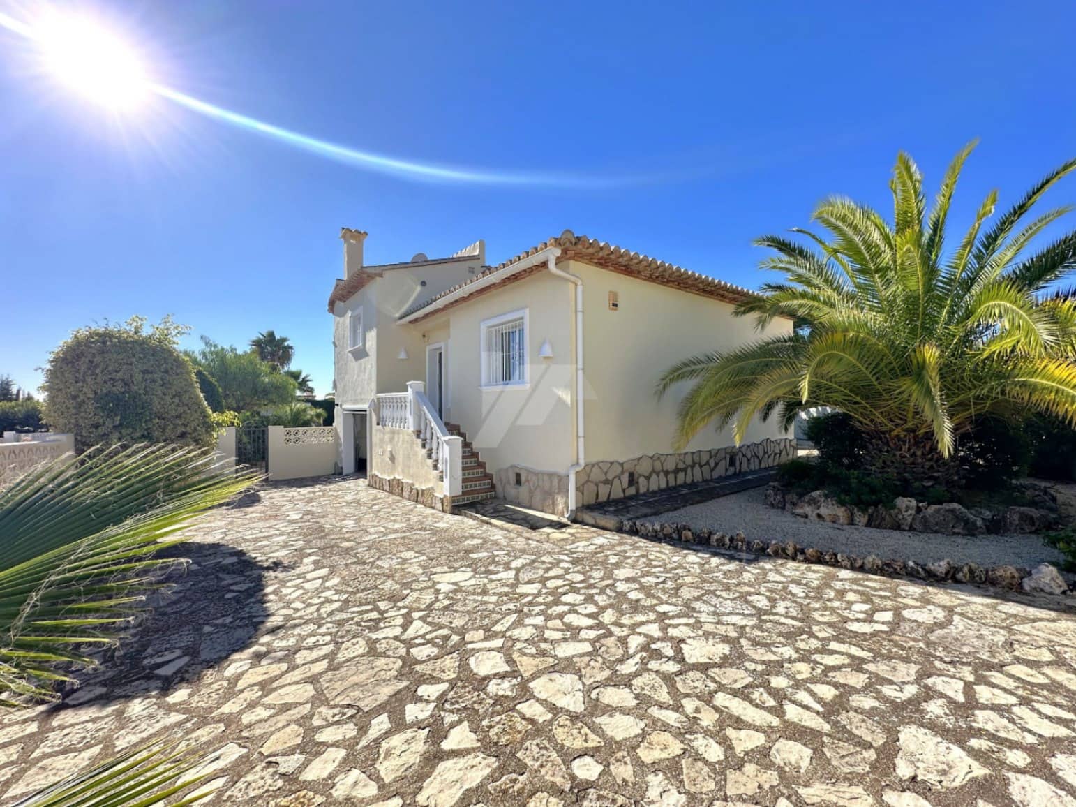 3 Zimmer Villa zu verkaufen in Calpe / Calp mit Pool Garage - 650.000 € (Ref: 9581312)