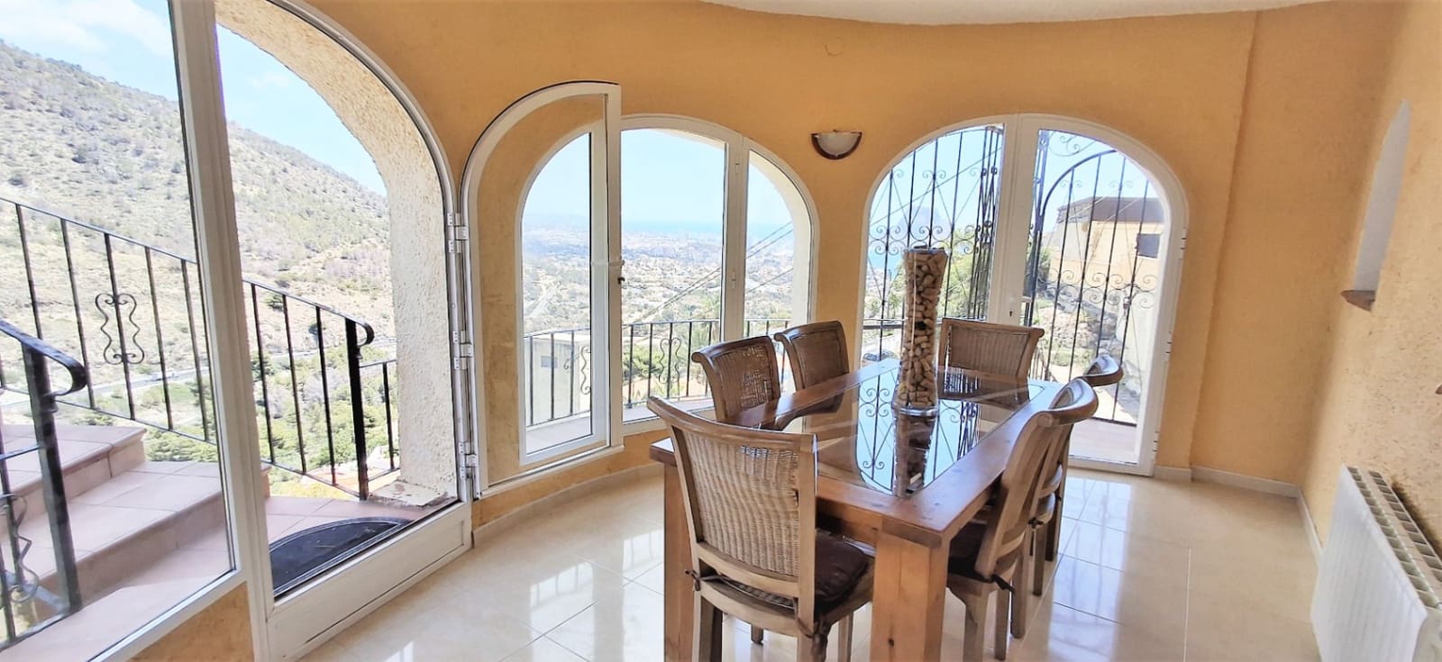 Chalet de 3 habitaciones en Calpe / Calp en venta con garaje - 478.000 € (Ref: 9581314)