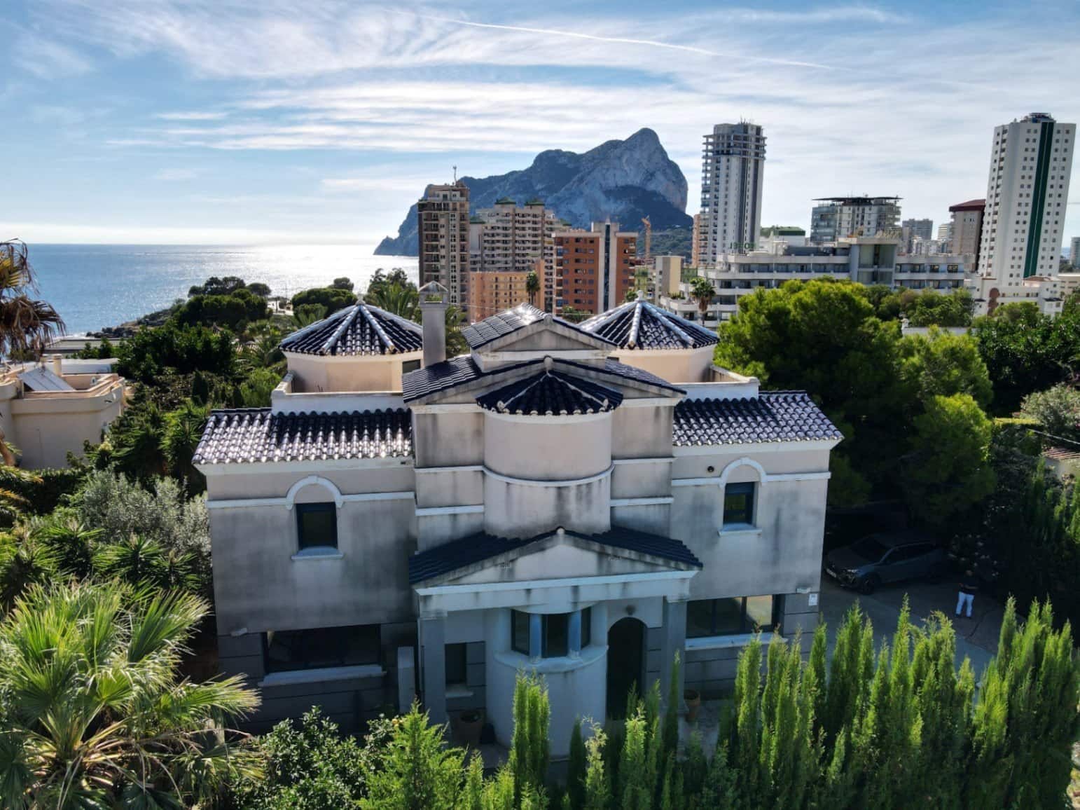 4 soveværelse Villa til salg i Calpe / Calp med garage - € 695.000 (Ref: 9581321)
