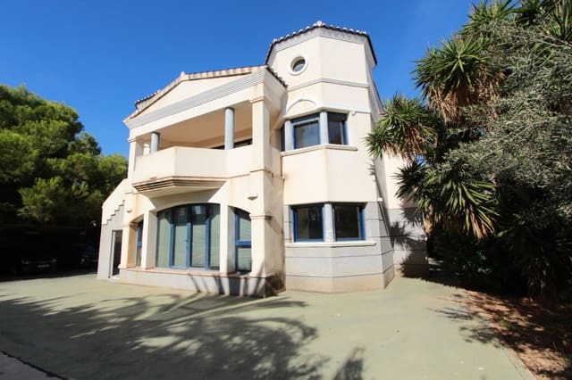 4 soveværelse Villa til salg i Calpe / Calp med garage - € 695.000 (Ref: 9581321)