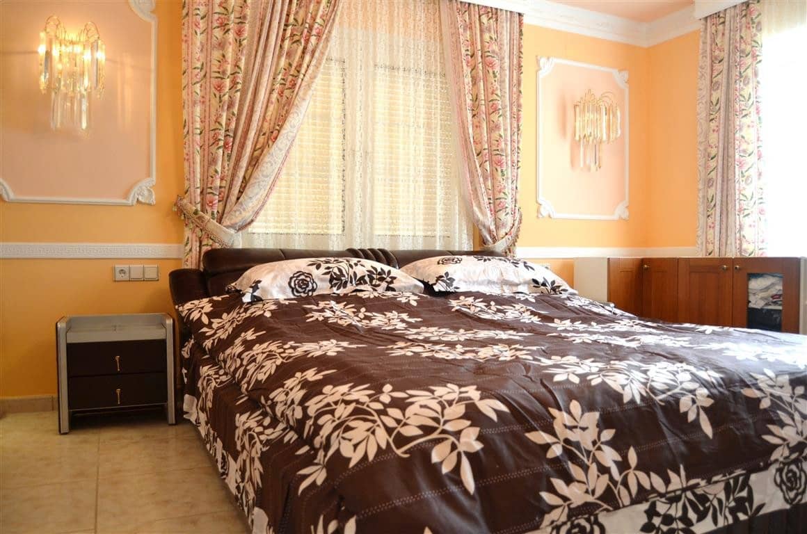 5 soveværelse Villa til salg i Calpe / Calp - € 895.000 (Ref: 9581323)