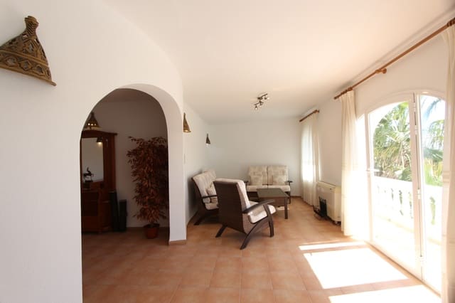 4 slaapkamer Villa te koop in Benissa met garage - € 679.000 (Ref: 9581329)