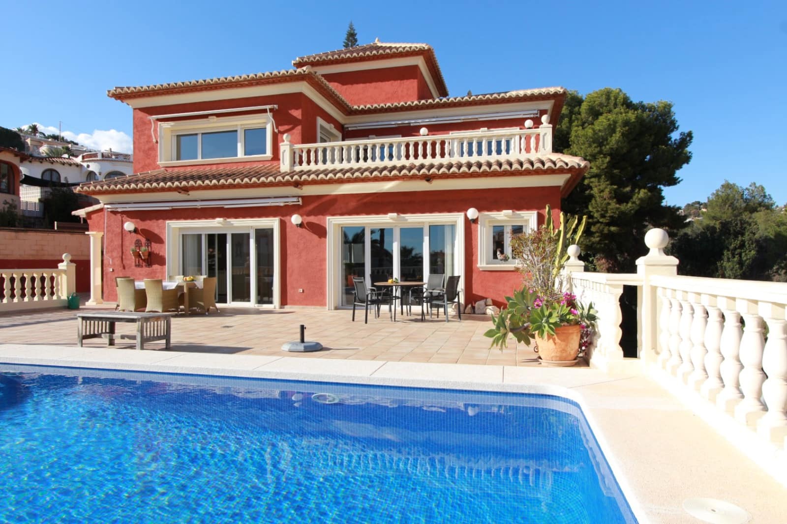 Chalet de 5 habitaciones en Calpe / Calp en venta - 820.000 € (Ref: 9581331)