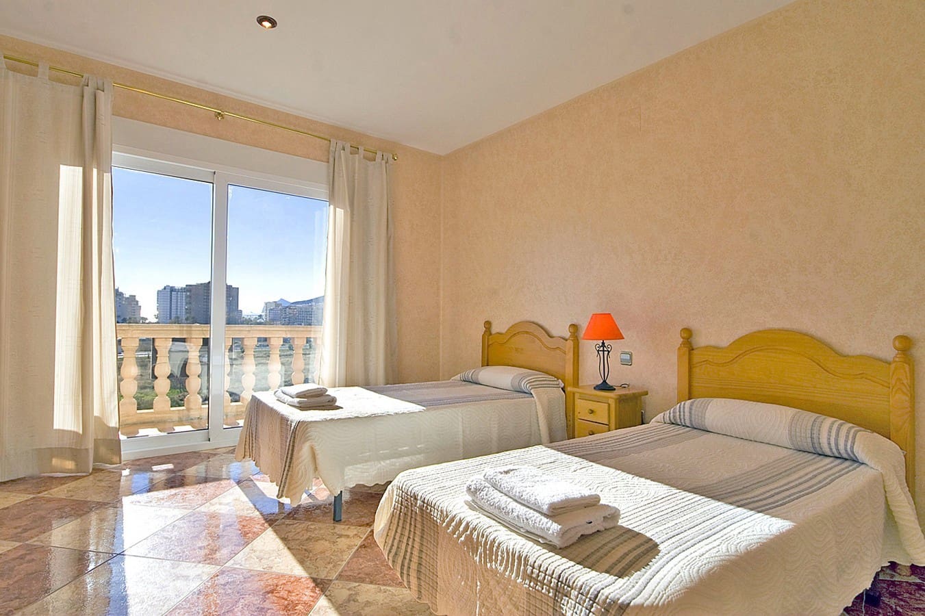 8 soveværelse Villa til salg i Calpe / Calp - € 900.000 (Ref: 9581334)