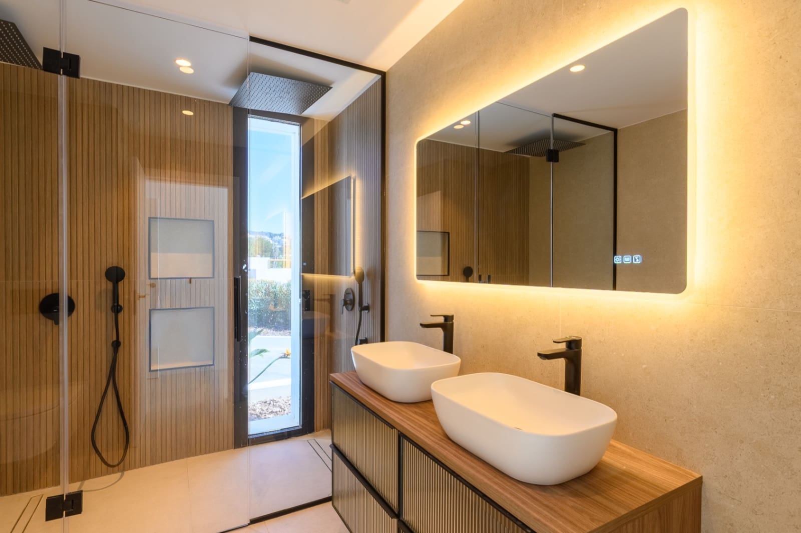 5 soverom Villa til salgs i Moraira med svømmebasseng - € 1 849 000 (Ref: 9625080)