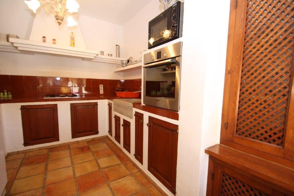 3 soverom Kjedet enebolig til salgs i Benitachell / Benitatxell med svømmebasseng - € 490 000 (Ref: 9626433)