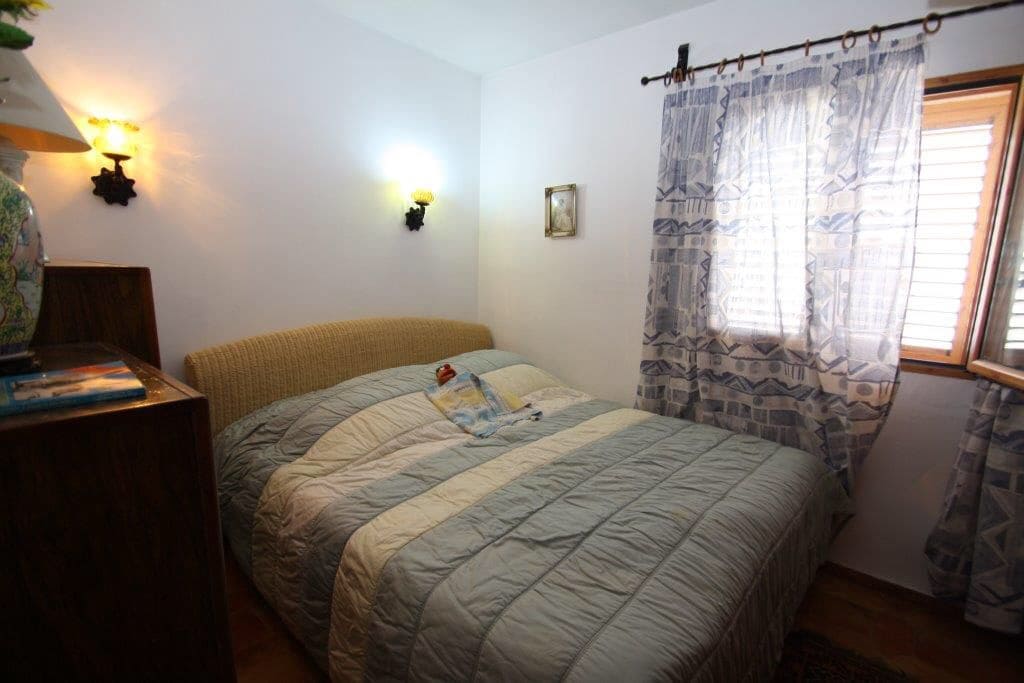 3 soverom Kjedet enebolig til salgs i Benitachell / Benitatxell med svømmebasseng - € 490 000 (Ref: 9626433)