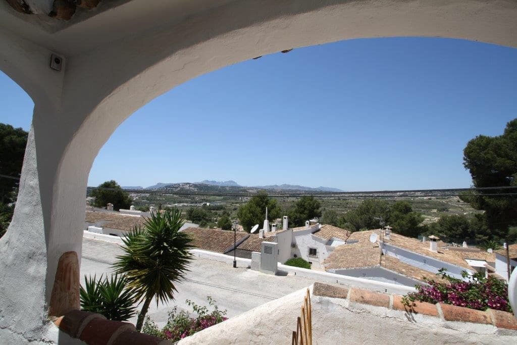 3 soverom Kjedet enebolig til salgs i Benitachell / Benitatxell med svømmebasseng - € 490 000 (Ref: 9626433)