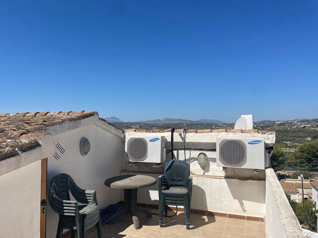 3 soverom Kjedet enebolig til salgs i Benitachell / Benitatxell med svømmebasseng - € 490 000 (Ref: 9626433)