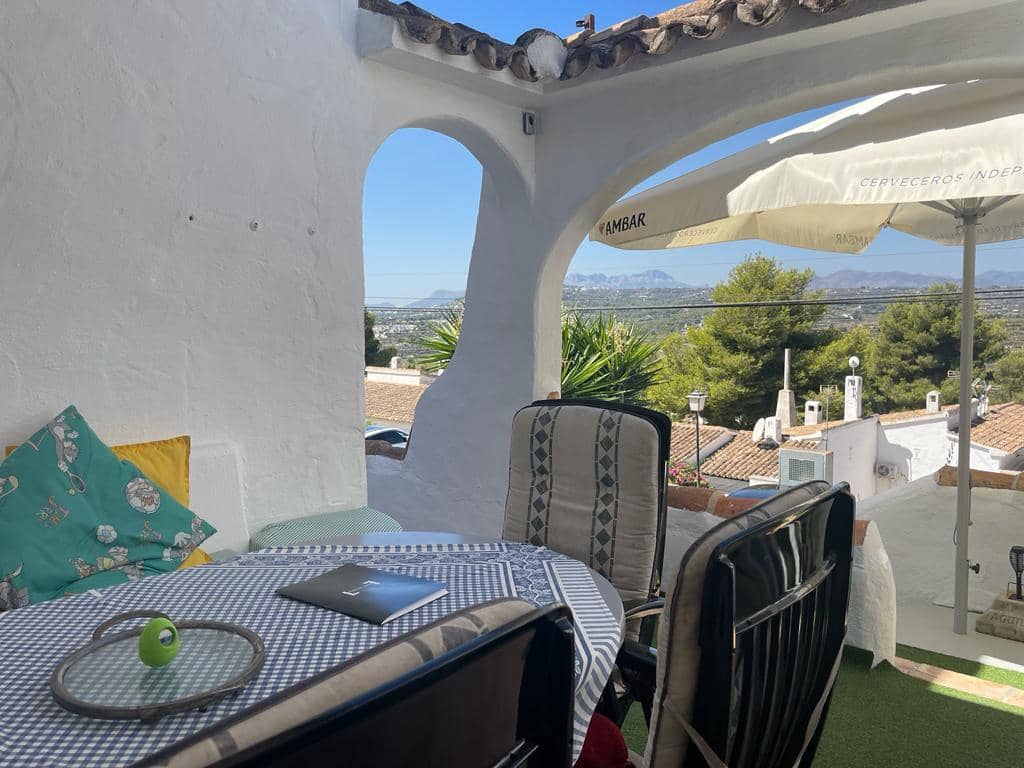 3 soverom Kjedet enebolig til salgs i Benitachell / Benitatxell med svømmebasseng - € 490 000 (Ref: 9626433)