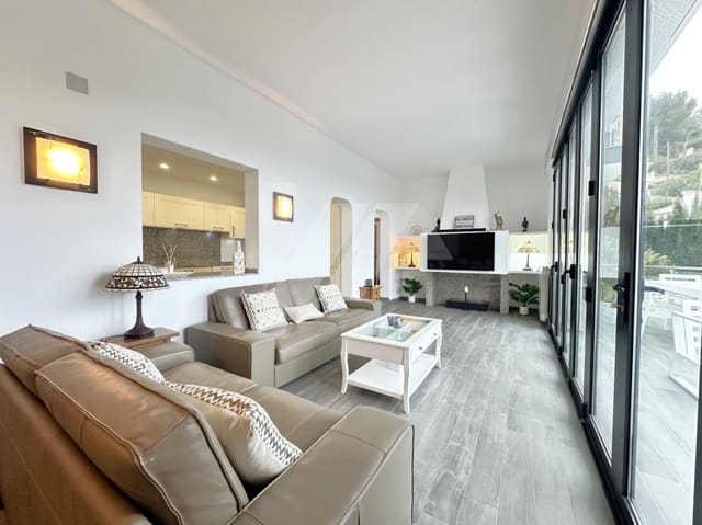 5 sovrum Villa till salu i Moraira, Teulada-Moraira med pool - 1 150 000 € (Ref: 9632718)