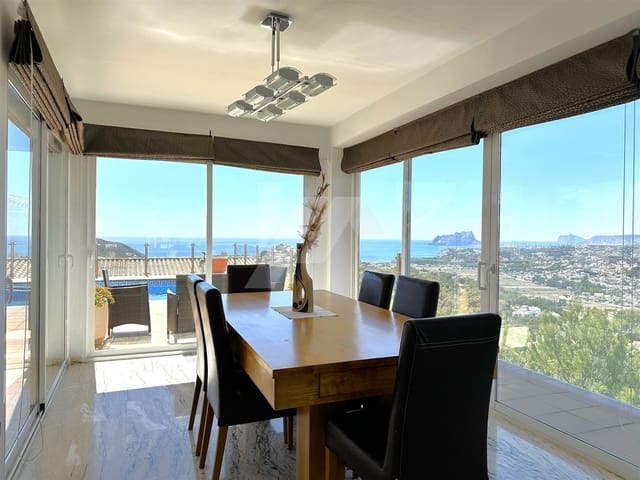3 soverom Villa til salgs i Moraira, Teulada-Moraira med svømmebasseng - € 990 000 (Ref: 9632723)