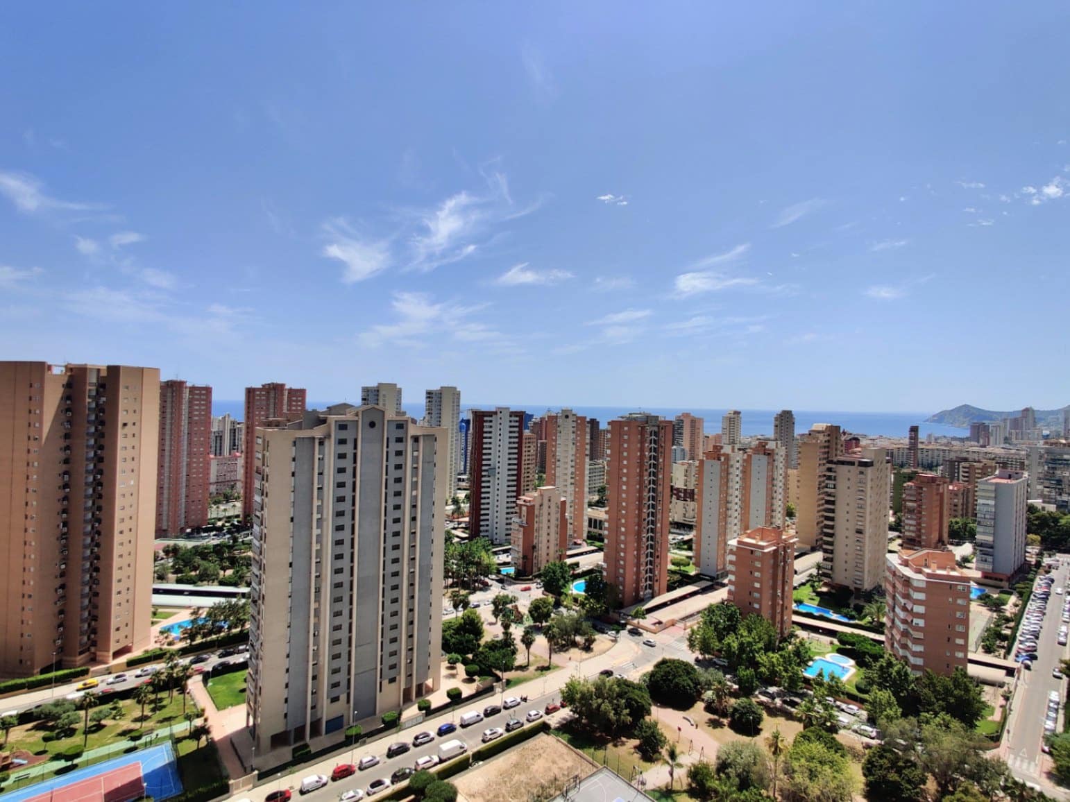 Apartamento de 3 habitaciones en Benidorm en venta con piscina - 330.000 € (Ref: 9632727)