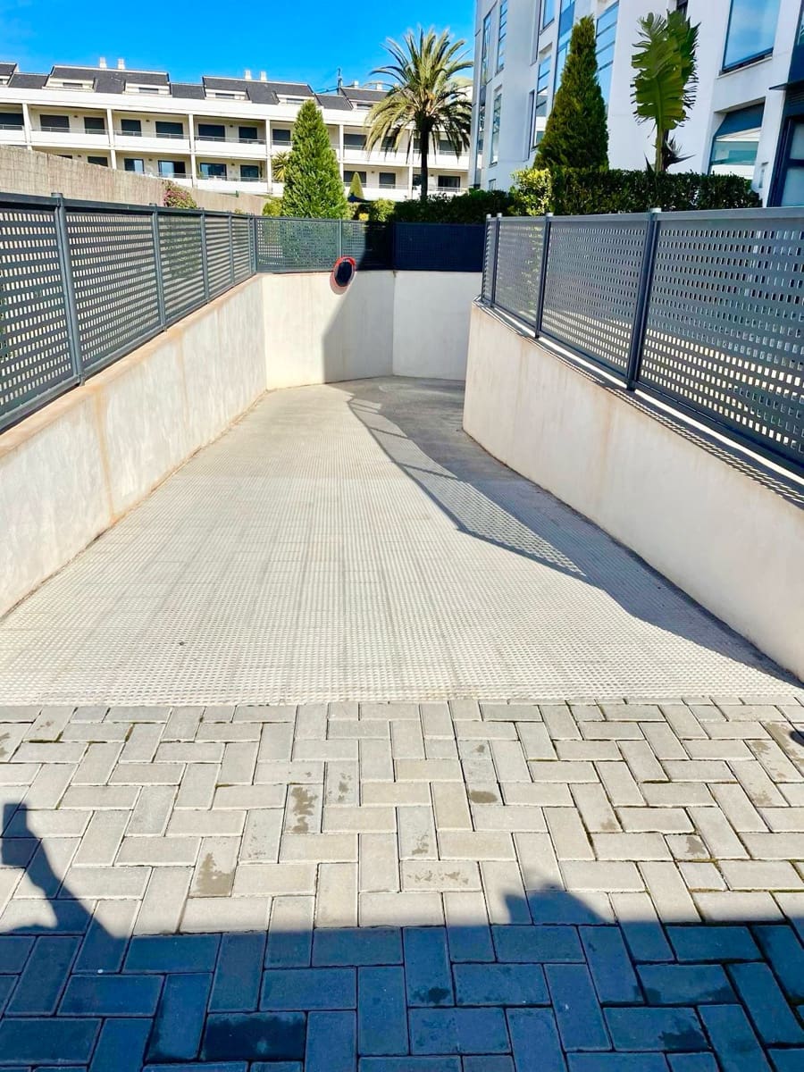 2 makuuhuone Asunto myytävänä paikassa Arenal - 425 000 € (Ref: 9632732)