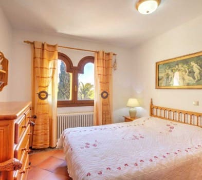 9 soverom Villa til salgs i Benissa med svømmebasseng - € 850 000 (Ref: 9632733)