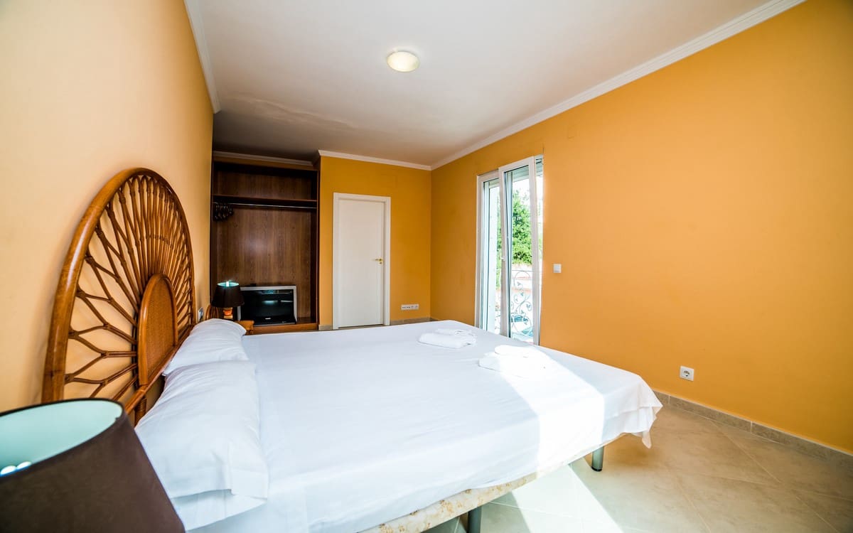 3 sypialnia Willa na sprzedaż w Calpe / Calp z basenem - 795 000 € (Ref: 9632737)