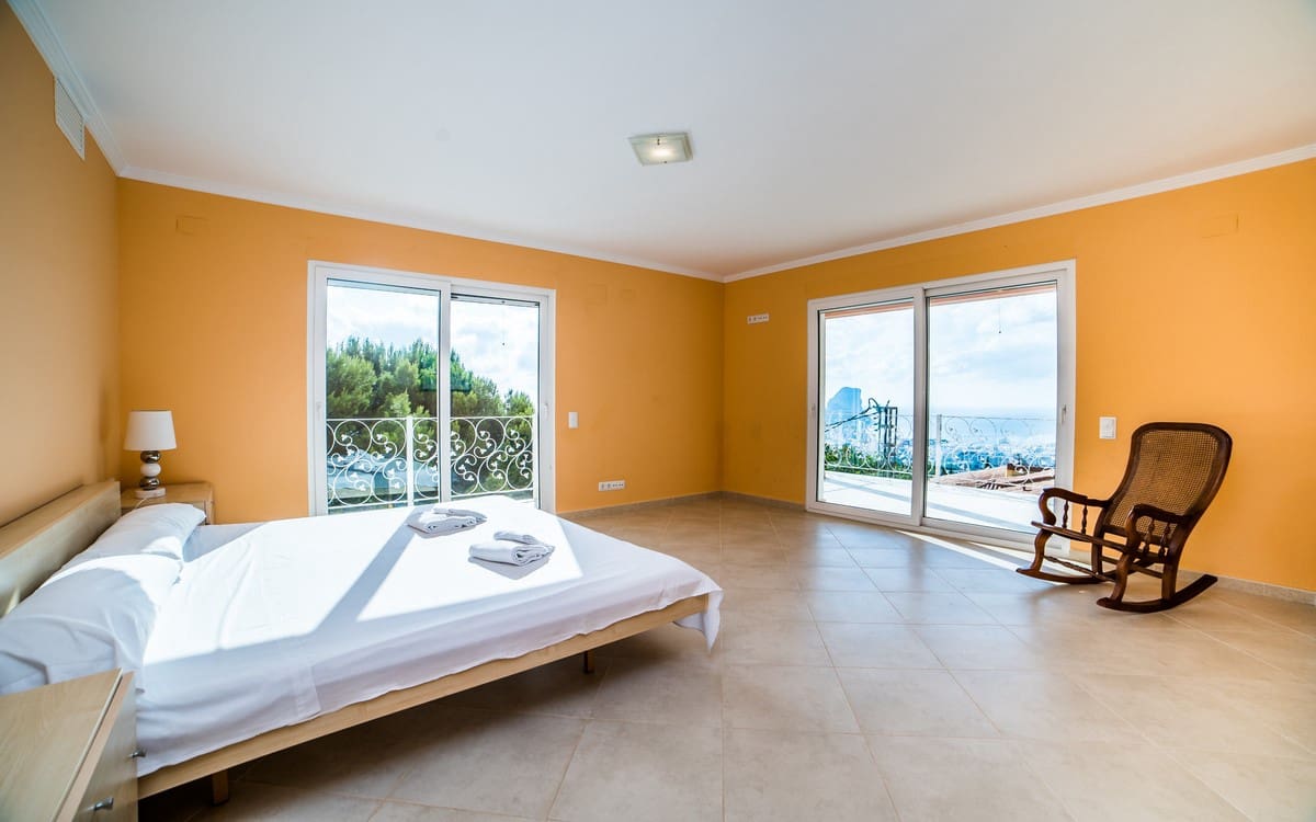 3 sypialnia Willa na sprzedaż w Calpe / Calp z basenem - 795 000 € (Ref: 9632737)