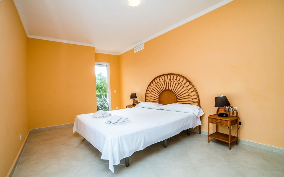 3 sypialnia Willa na sprzedaż w Calpe / Calp z basenem - 795 000 € (Ref: 9632737)