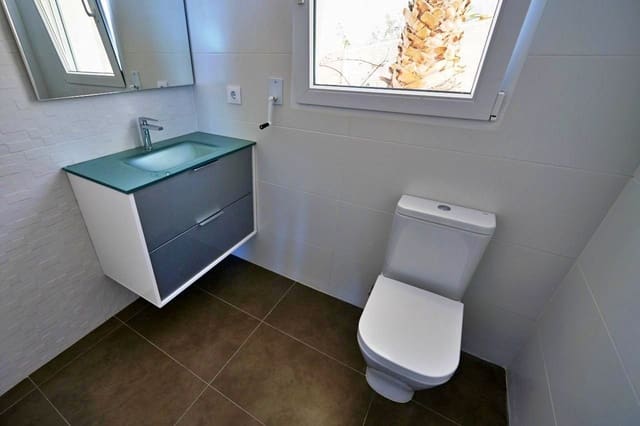 4 sovrum Villa till salu i Altea med pool - 1 195 000 € (Ref: 9654116)