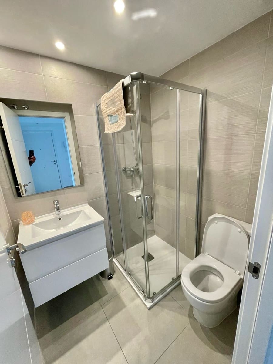 2 soveværelse Lejlighed til salg i Arenal med garage - € 425.000 (Ref: 9687258)