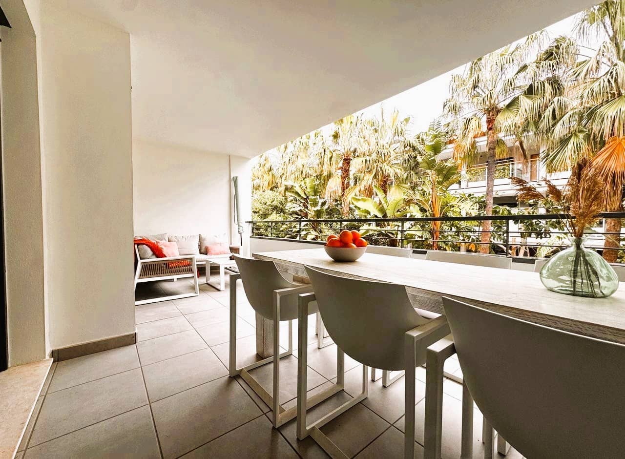 2 soveværelse Lejlighed til salg i Arenal med garage - € 425.000 (Ref: 9687258)