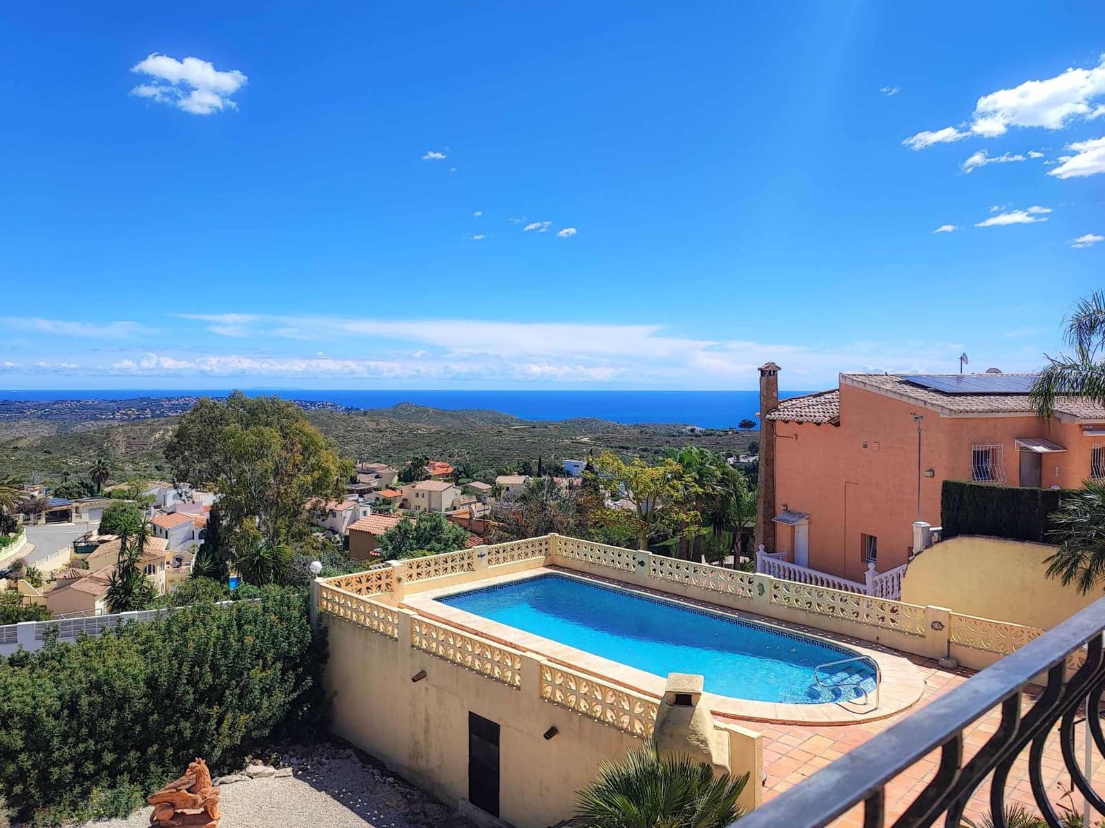 3 bedroom Villa for sale in Cumbre del Sol - € 450,000 (Ref: 9687266)