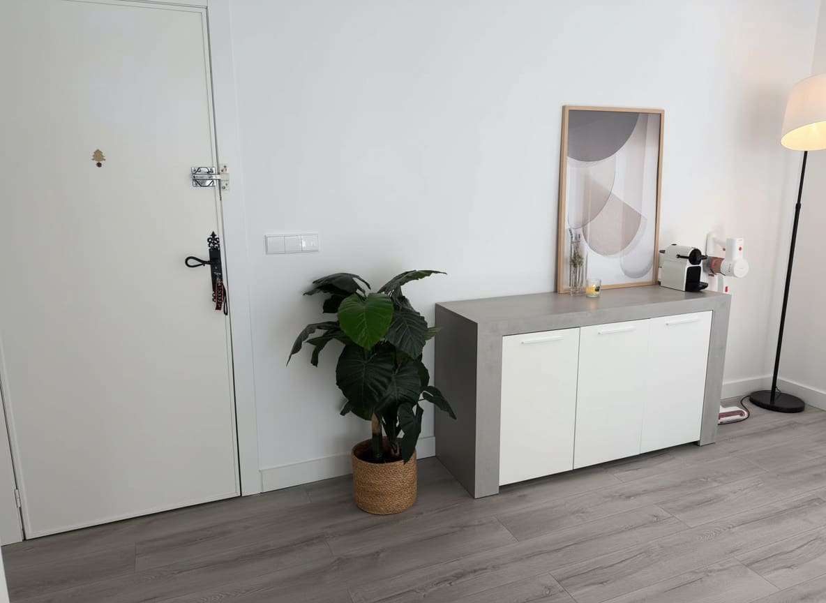 3 soveværelse Lejlighed til salg i Arenal med garage - € 395.000 (Ref: 9687269)