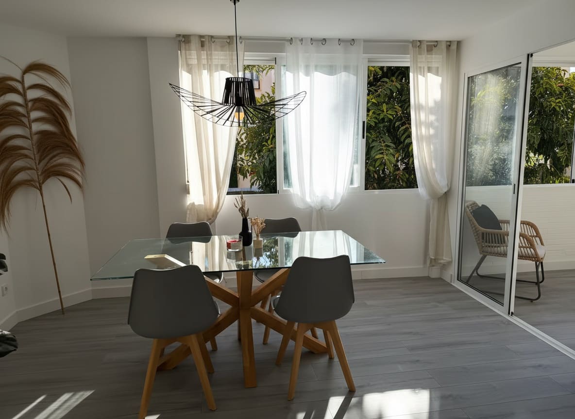 3 soveværelse Lejlighed til salg i Arenal med garage - € 395.000 (Ref: 9687269)