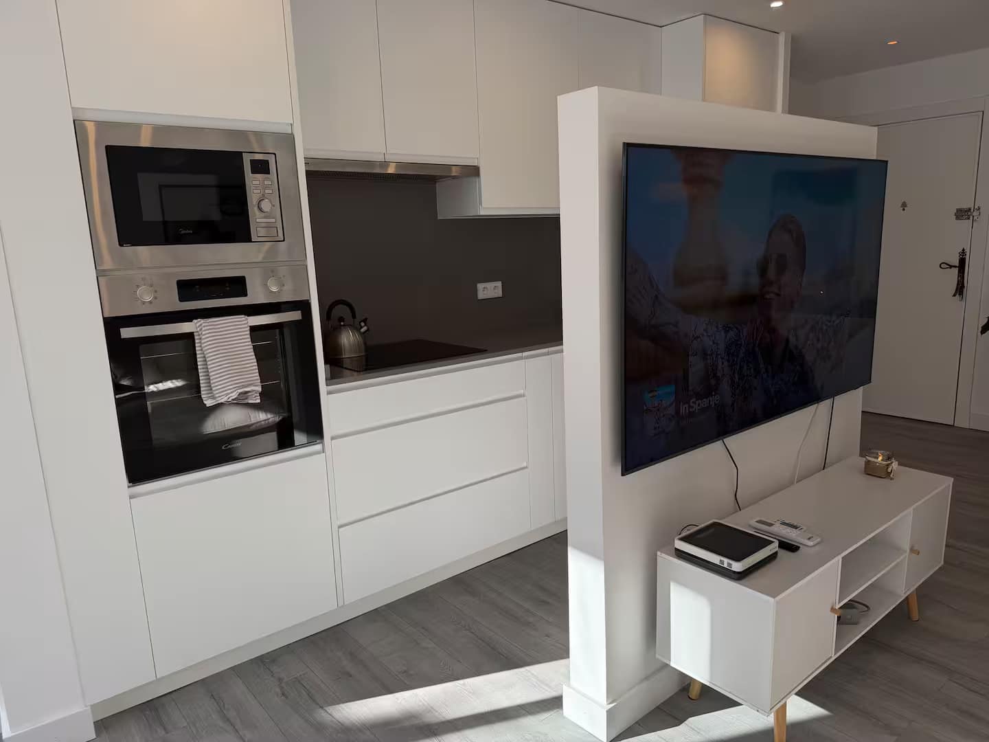 3 soveværelse Lejlighed til salg i Arenal med garage - € 395.000 (Ref: 9687269)