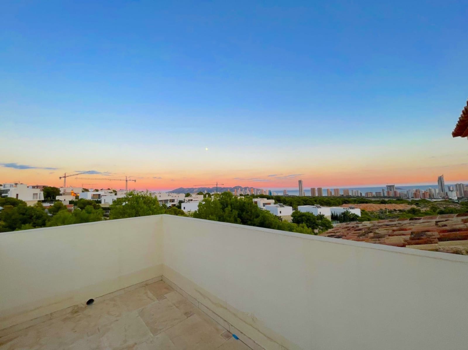 3 chambre Penthouse à vendre à Finestrat avec piscine garage - 450 000 € (Ref: 9687280)