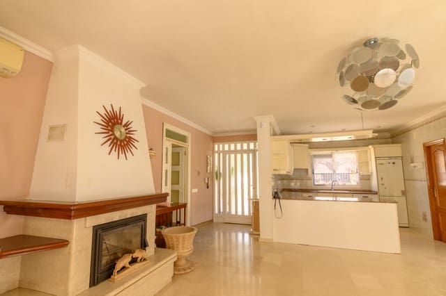 4 slaapkamer Villa te koop in Barranco Hondo, La Nucia met zwembad garage - € 550.000 (Ref: 9696709)