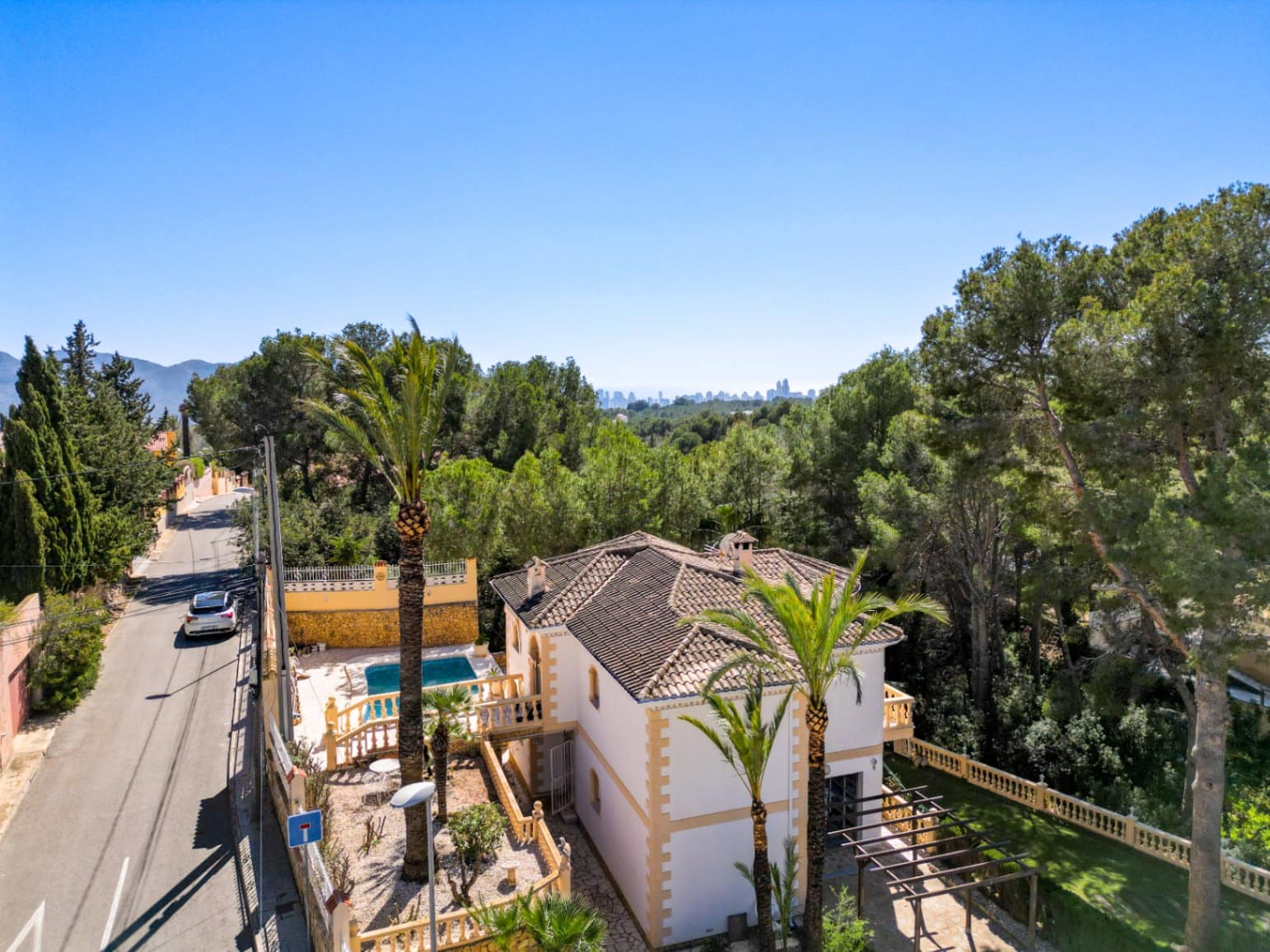 4 slaapkamer Villa te koop in Barranco Hondo met zwembad garage - € 550.000 (Ref: 9696709)