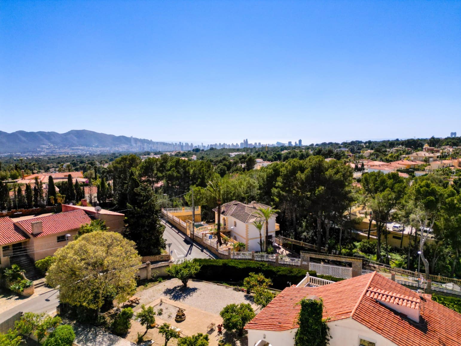 4 slaapkamer Villa te koop in Barranco Hondo met zwembad garage - € 550.000 (Ref: 9696709)