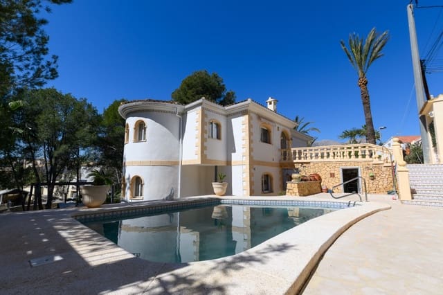 4 slaapkamer Villa te koop in Barranco Hondo, La Nucia met zwembad garage - € 550.000 (Ref: 9696709)