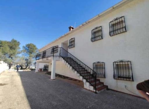 6 bedroom Villa for sale in La Nucia with garage - € 840,000 (Ref: 9700035)