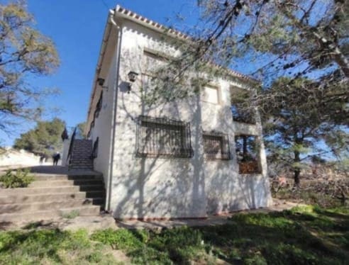 6 bedroom Villa for sale in La Nucia with garage - € 840,000 (Ref: 9700035)