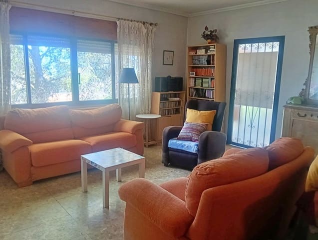 6 bedroom Villa for sale in La Nucia with garage - € 840,000 (Ref: 9700035)